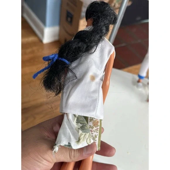 Vintage Mattel Barbies Form Early 80s To Late 80s , With Clothes, Good Condition